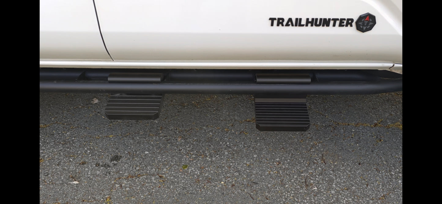 Toyota Trailhunter Premium Snap-On Steps - Side Kicks - Low